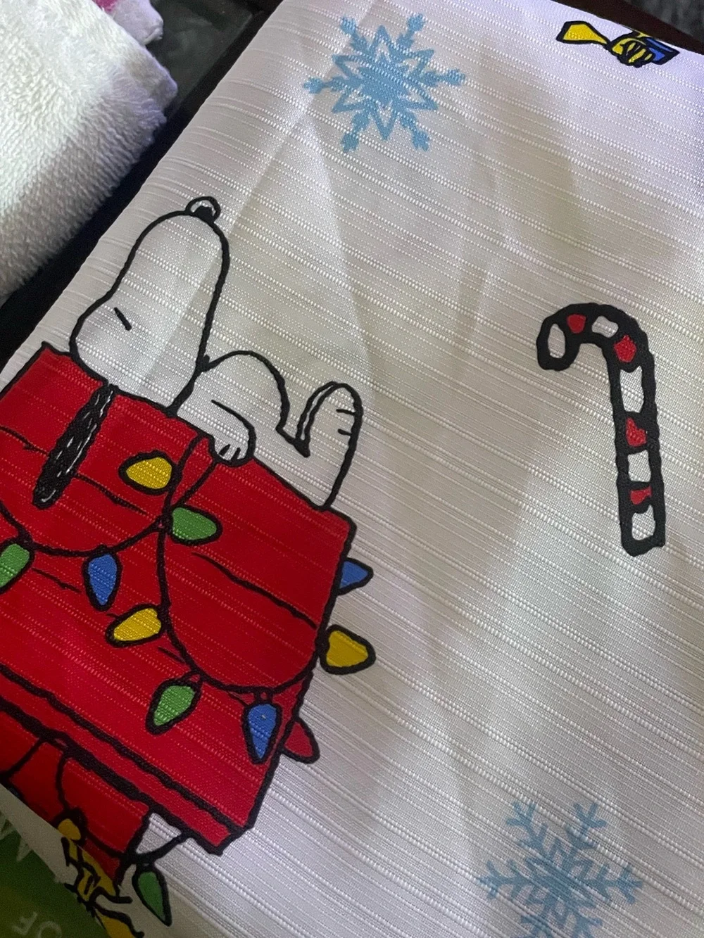 Peanuts holiday snoopy
